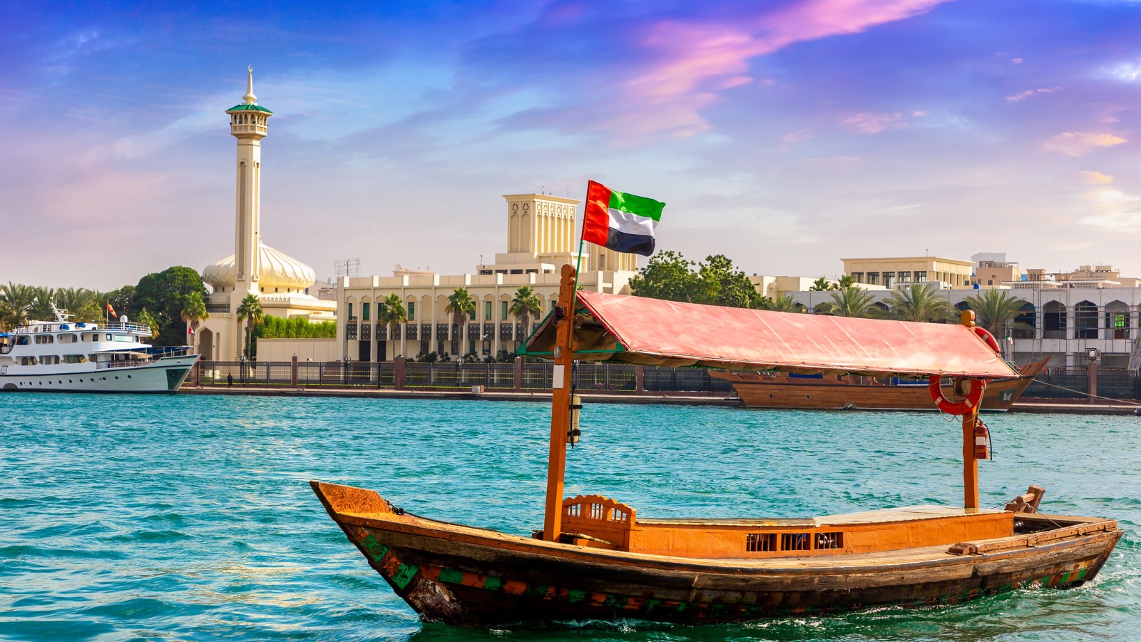 Abra wooden boat in Dubai Gulf states