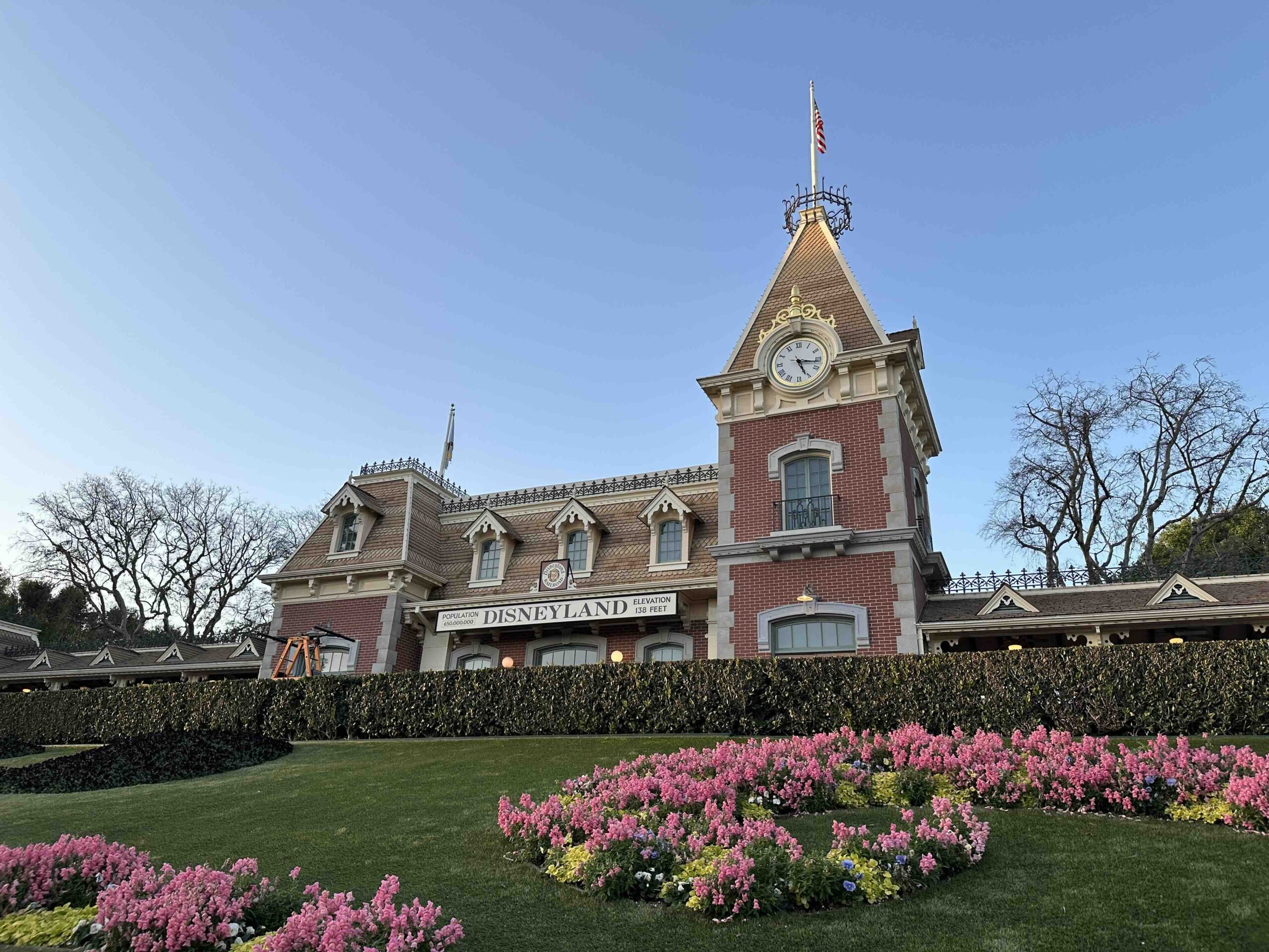 Disneyland Anaheim railroad train station