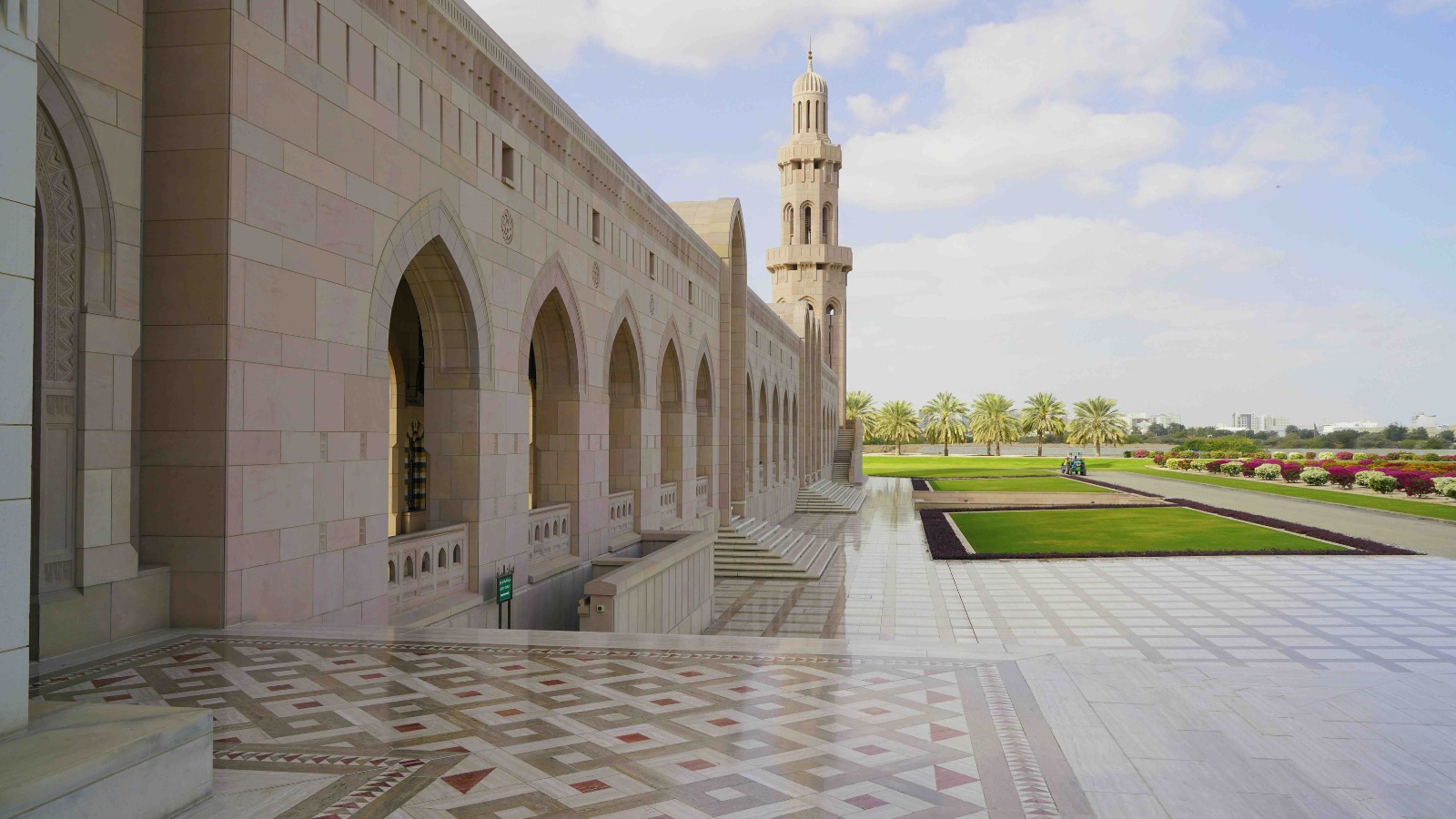Oman mosque ext