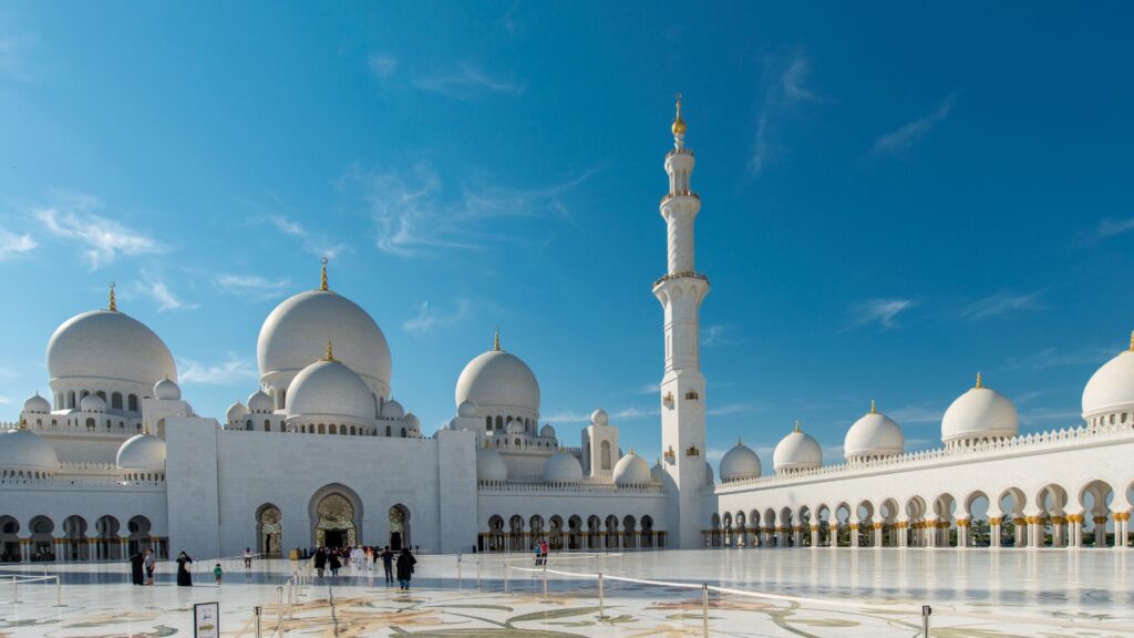 Sheikh Zayed Mosque in Abu Dhabi Gulf States