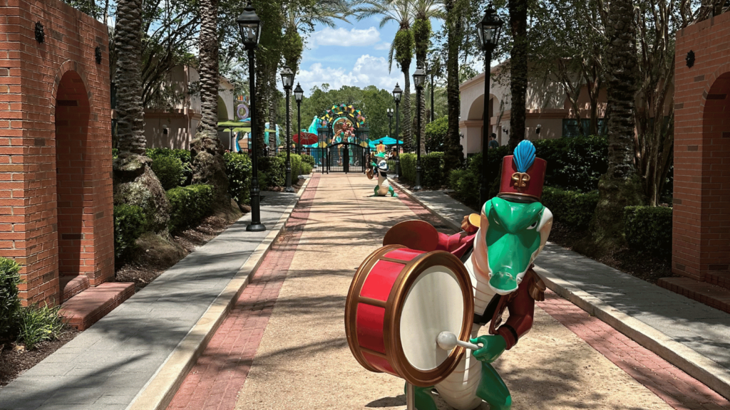 Disney's Port Orleans French Quarter pool