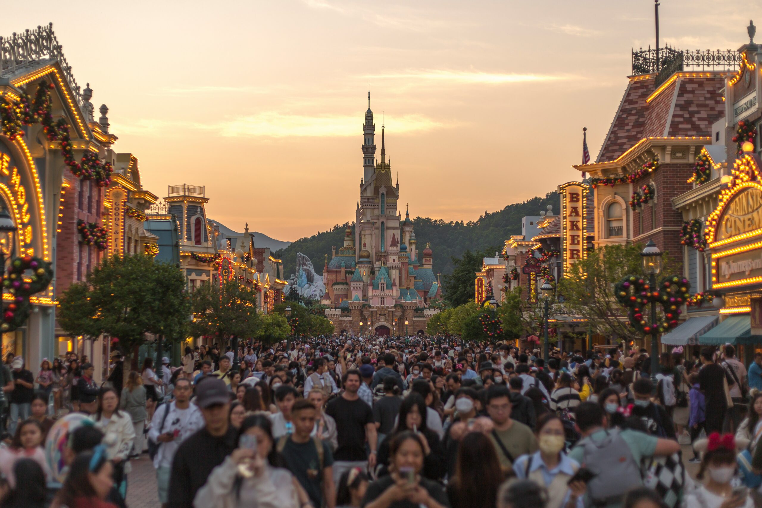 Disneyland Hong Kong Mainstreet