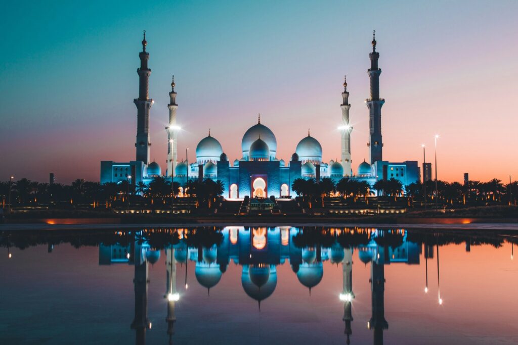 Abu Dhabi Sheikh Zayed Grand Mosque night front view