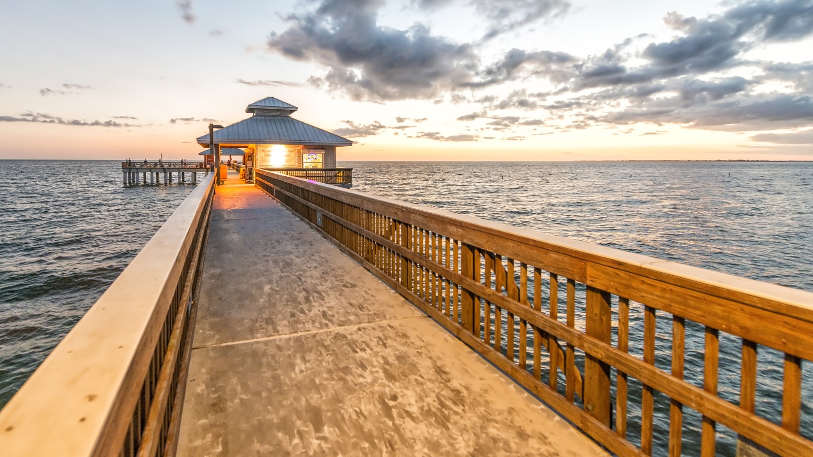 Fort Myers strand pier