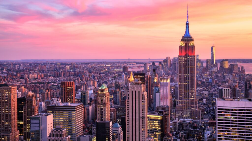 Sunset over Manhattan skyline in New York during New York city break
