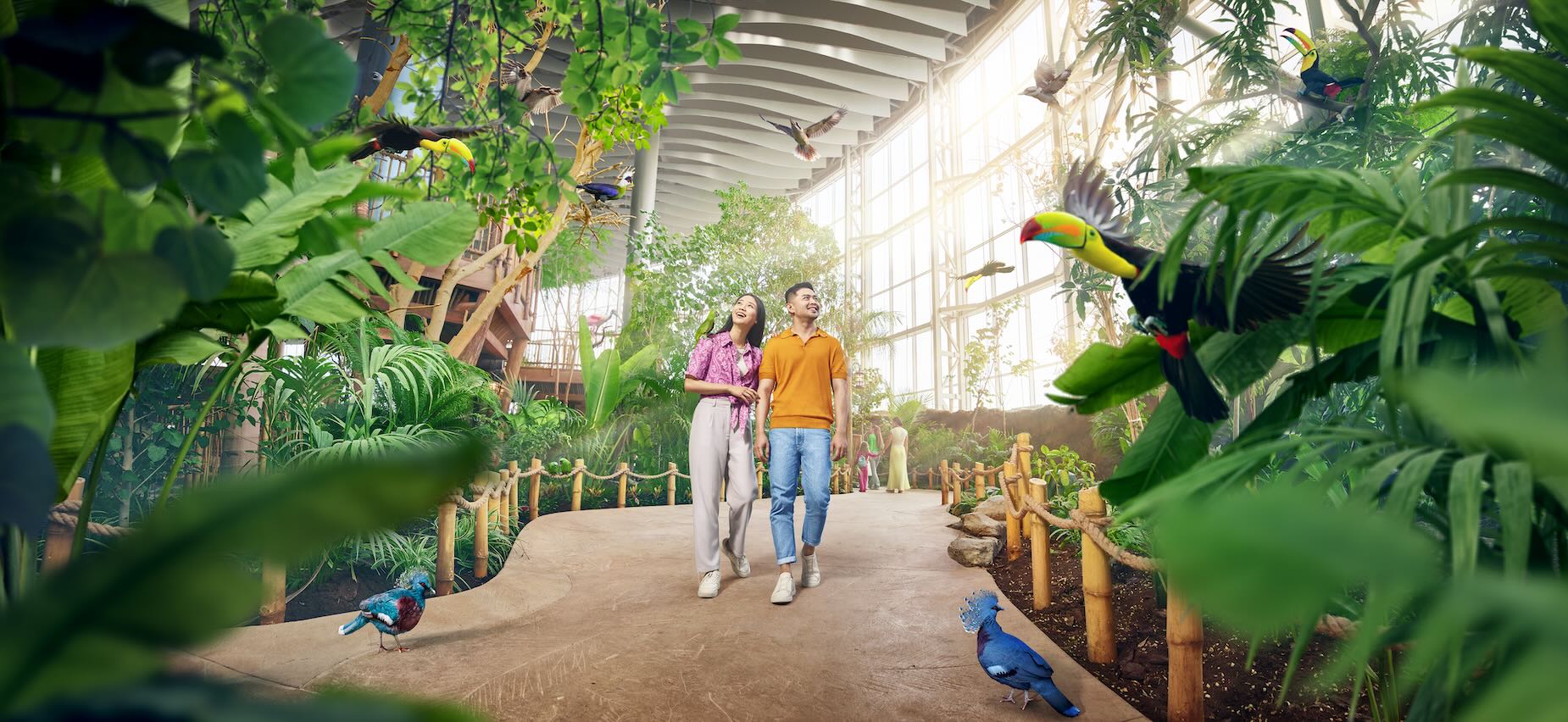 Sea World Yas Island, Abu Dhabi - Aviary birding