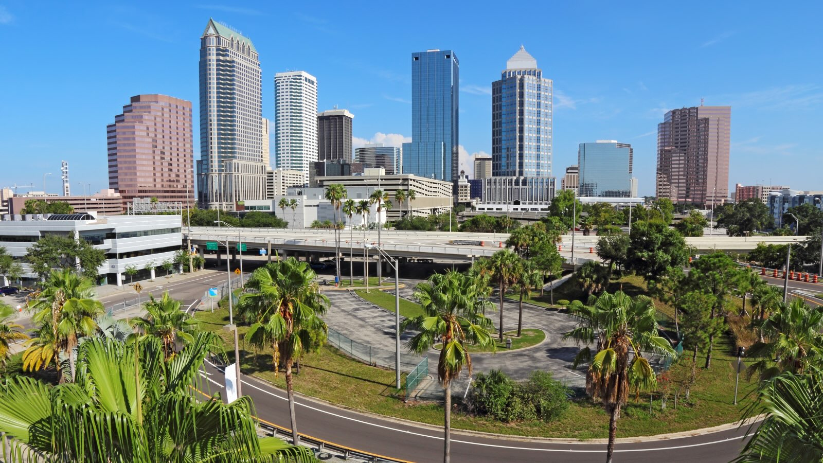 De skyline van Tampa tijdens een rondreis door Florida