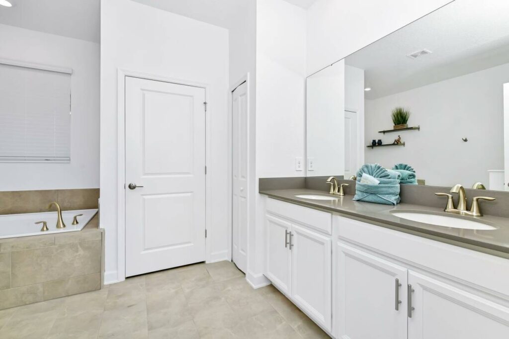 Villa Orlando Bathroom Florida