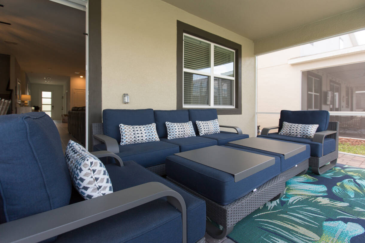 Villa Orlando Outside seating Florida