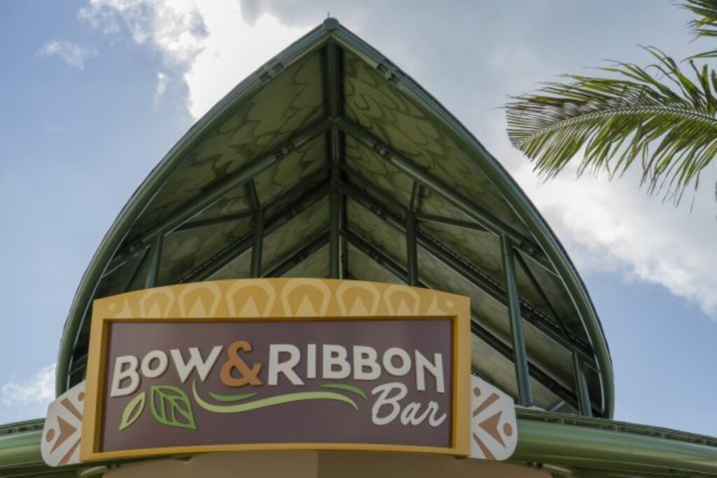 Bow Ribbon Bar Lookout Cay in the Bahamas