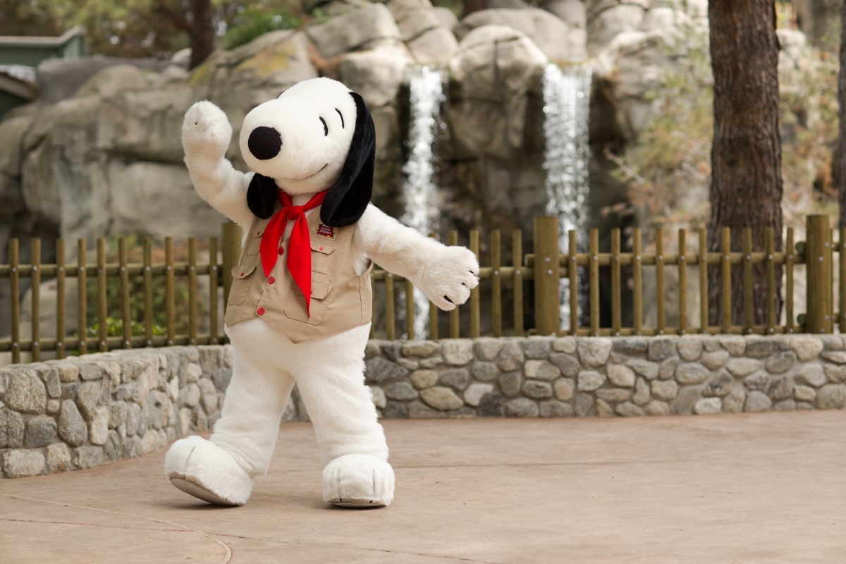 Knotts Berry Farm Los Angeles California - United States Snoopy Character