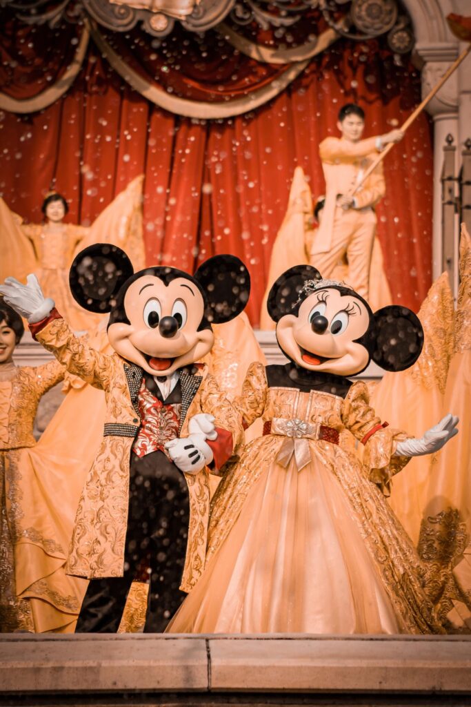 Mickey and Minnie show Shanghai Disney