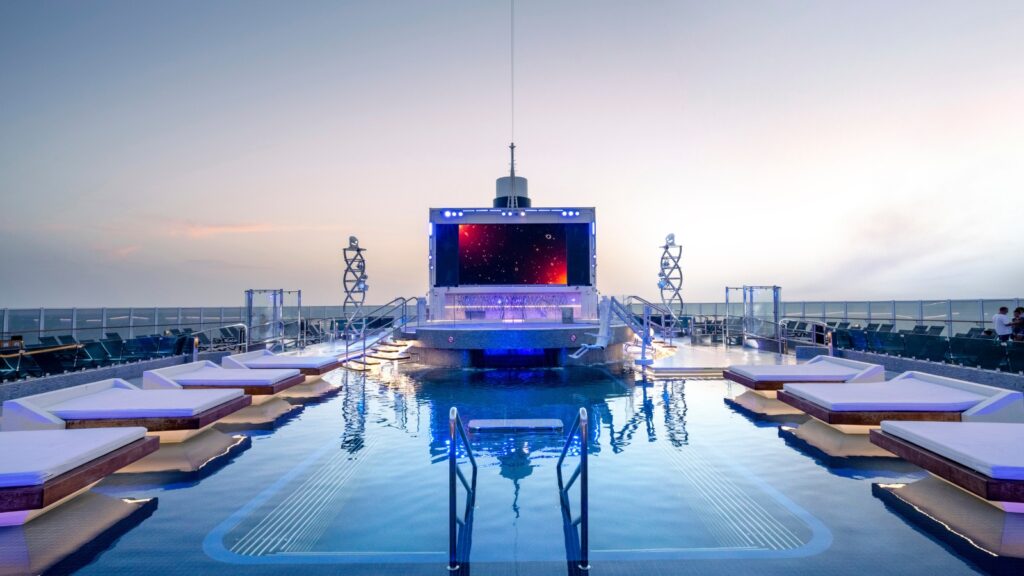 MSC Seashore Swimming Pool (1)