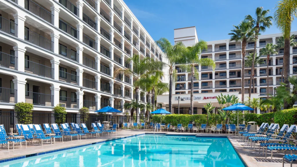 Fairfield inn Anaheim pool