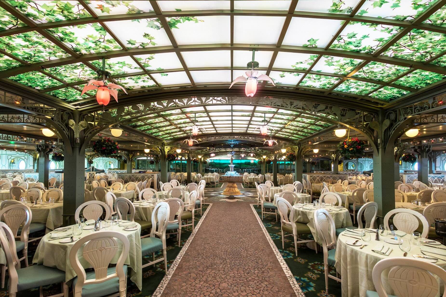 Disney Cruise Line - Disney Dream Enchanted Garden