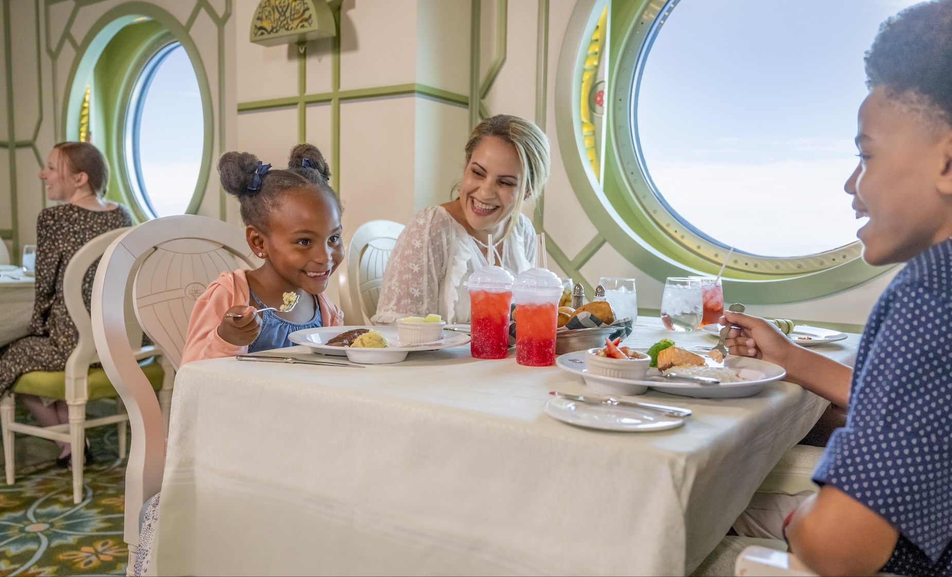Disney Cruise Line - Disney Fantasy Enchanted Garden Restaurant