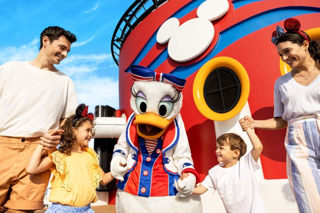 Disney Cruise combine with Walt Disney World