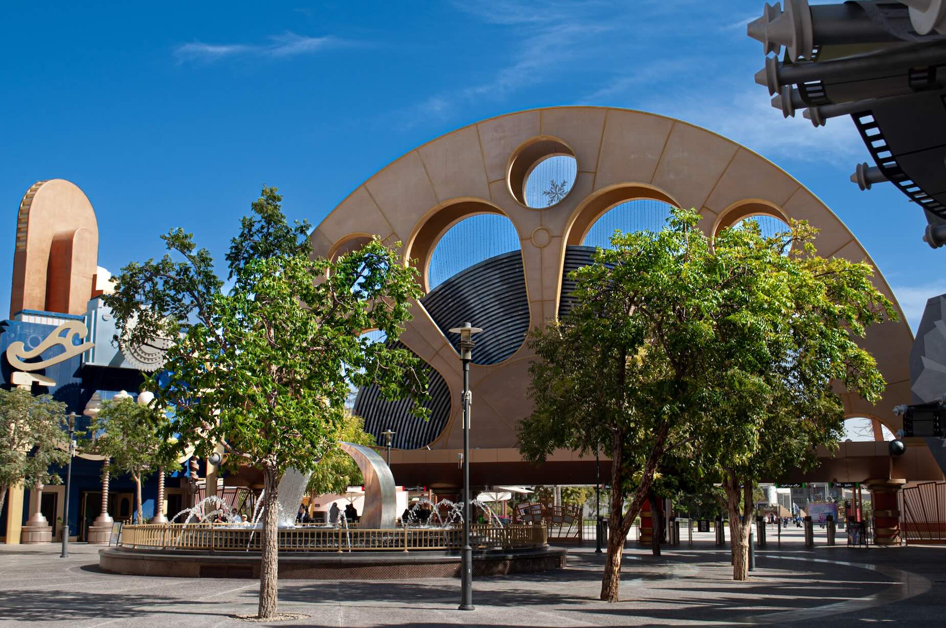 Entrance Motiongate - Dubai Parks Resorts theme park