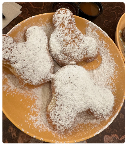 Beignets Resort & Springs snack - Walt Disney World snacks