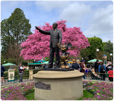 Statue Walt Disney and Mickey Mouse -Disneyland Anaheim Resort