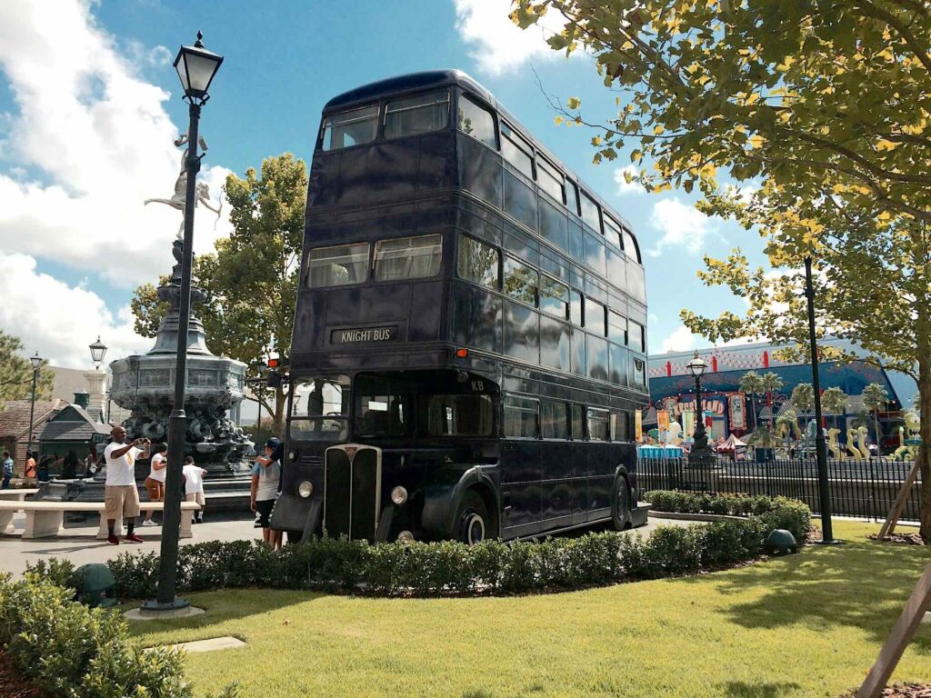 Knight Bus in Universal park Orlando van Harry Potter