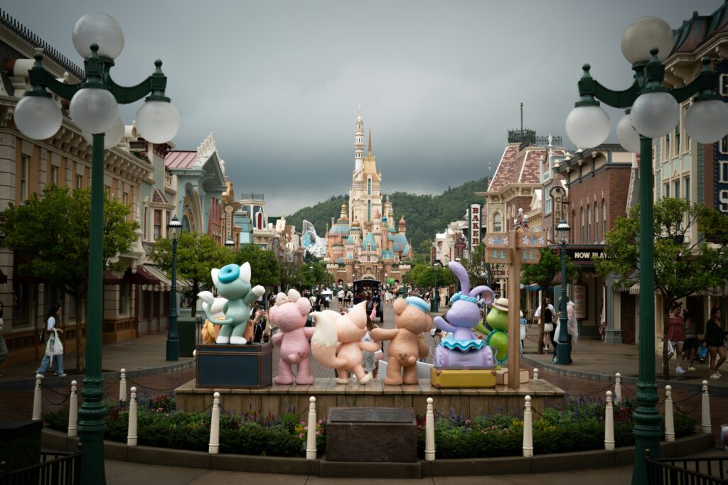 Hong Kong Disneyland Duffy and Friends at parks in Asia