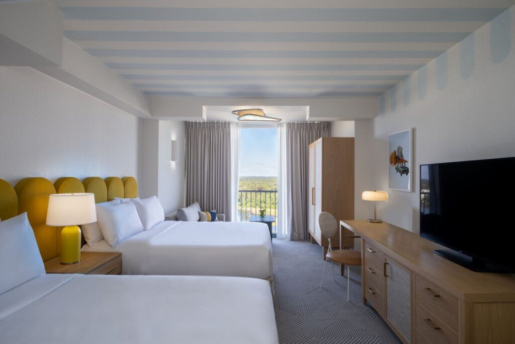 Renaissance Orlando Resort & Spa Queen Premium Room