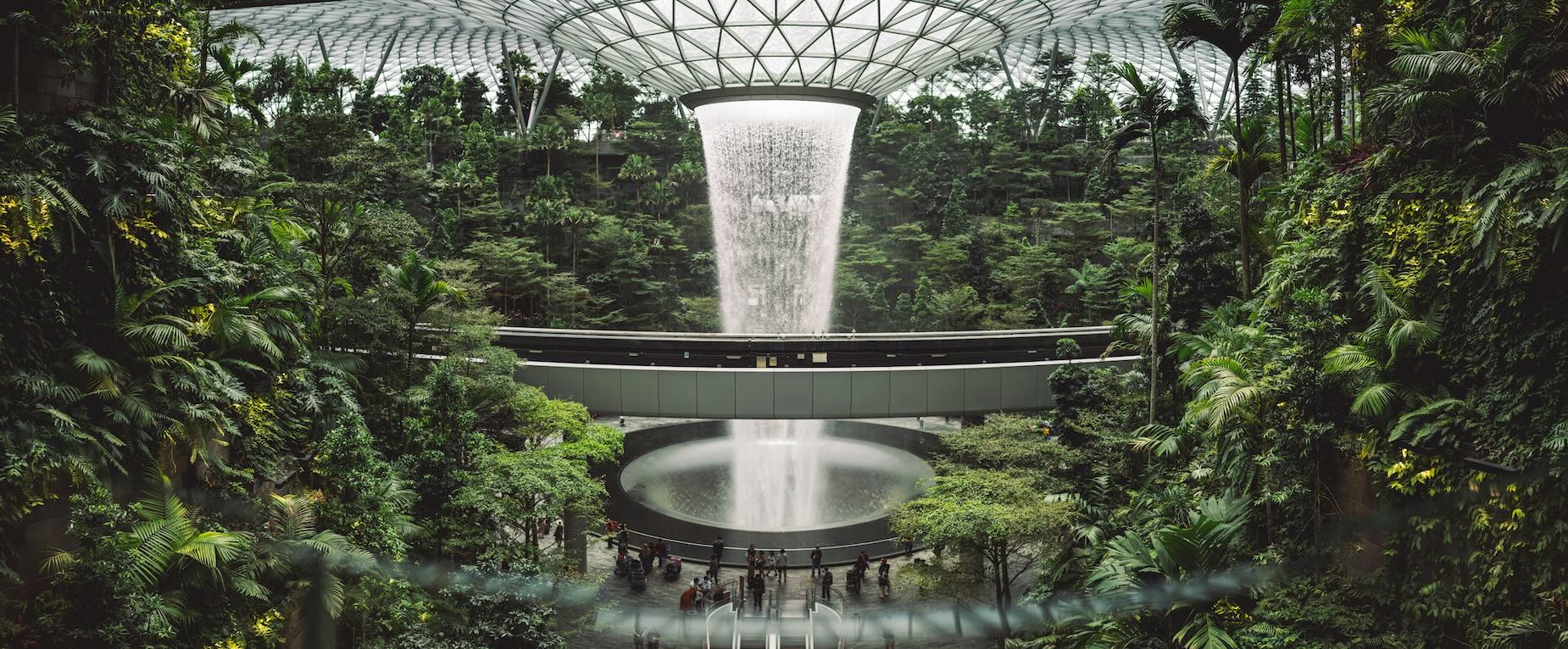 Jawel Changi Airport met de Rain Vortex