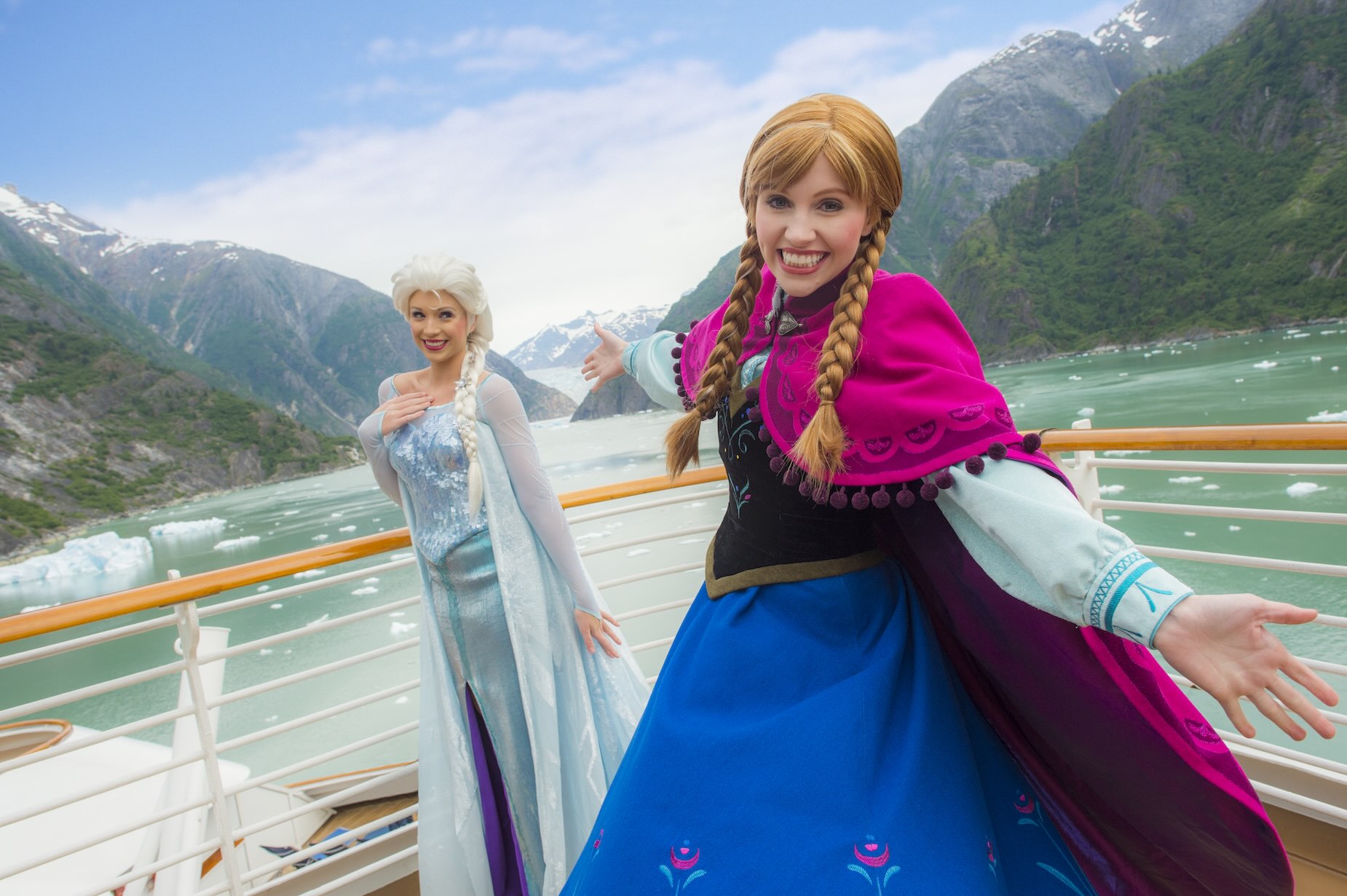 Anna en Elsa Disney Cruise Line in Noorwegen