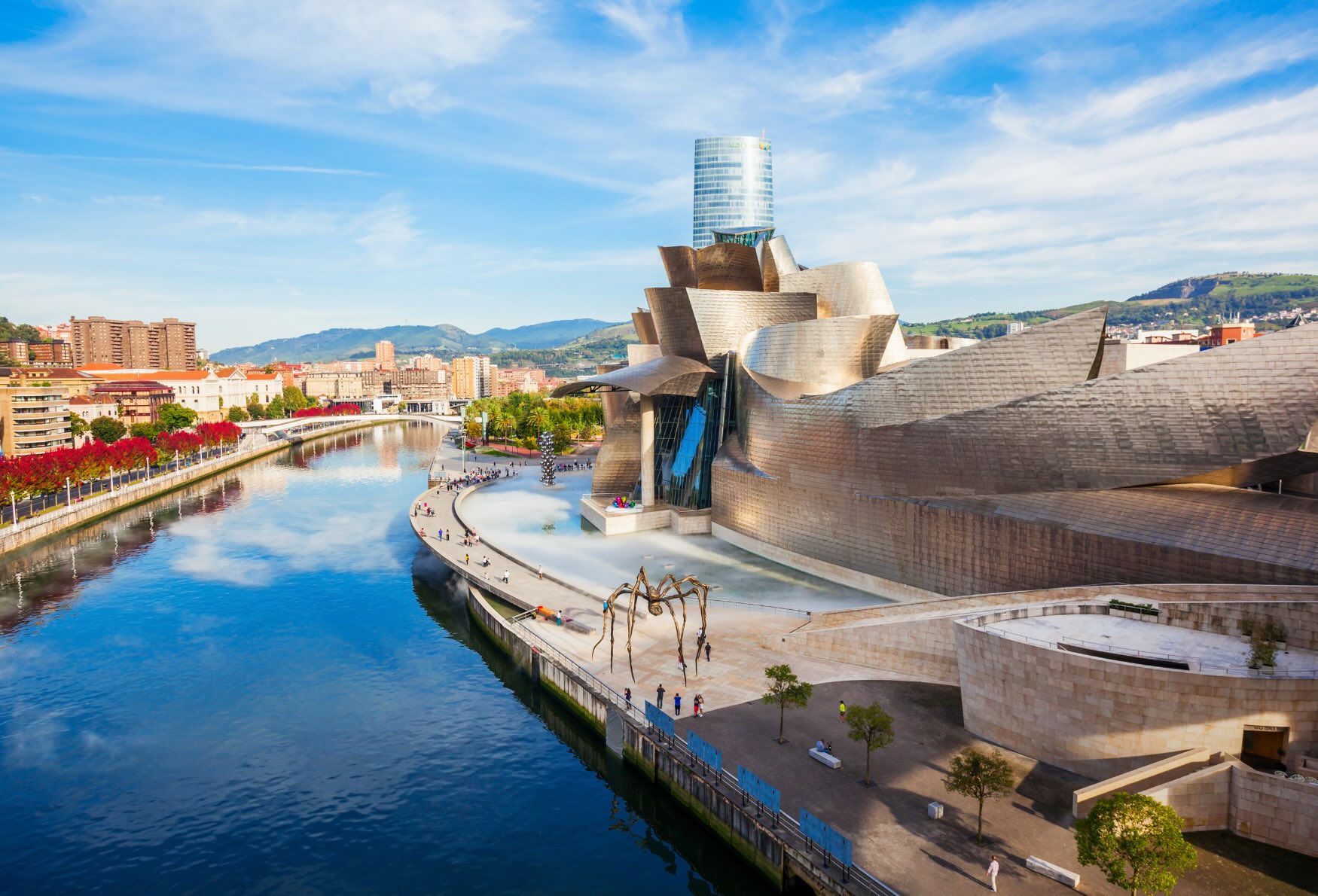 Guggenheim in Bilbao tijdens een cruise reis naar Europa