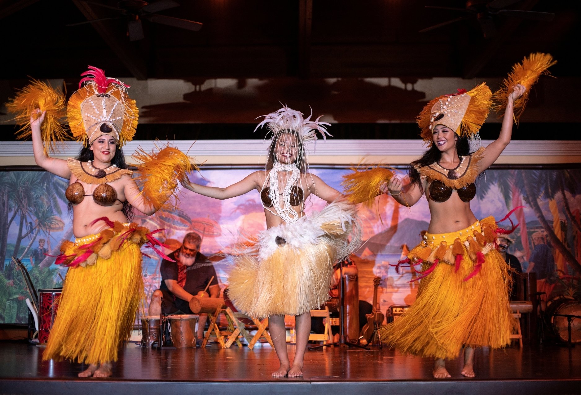Dancing entertainment at Loews Royal Pacific Resort