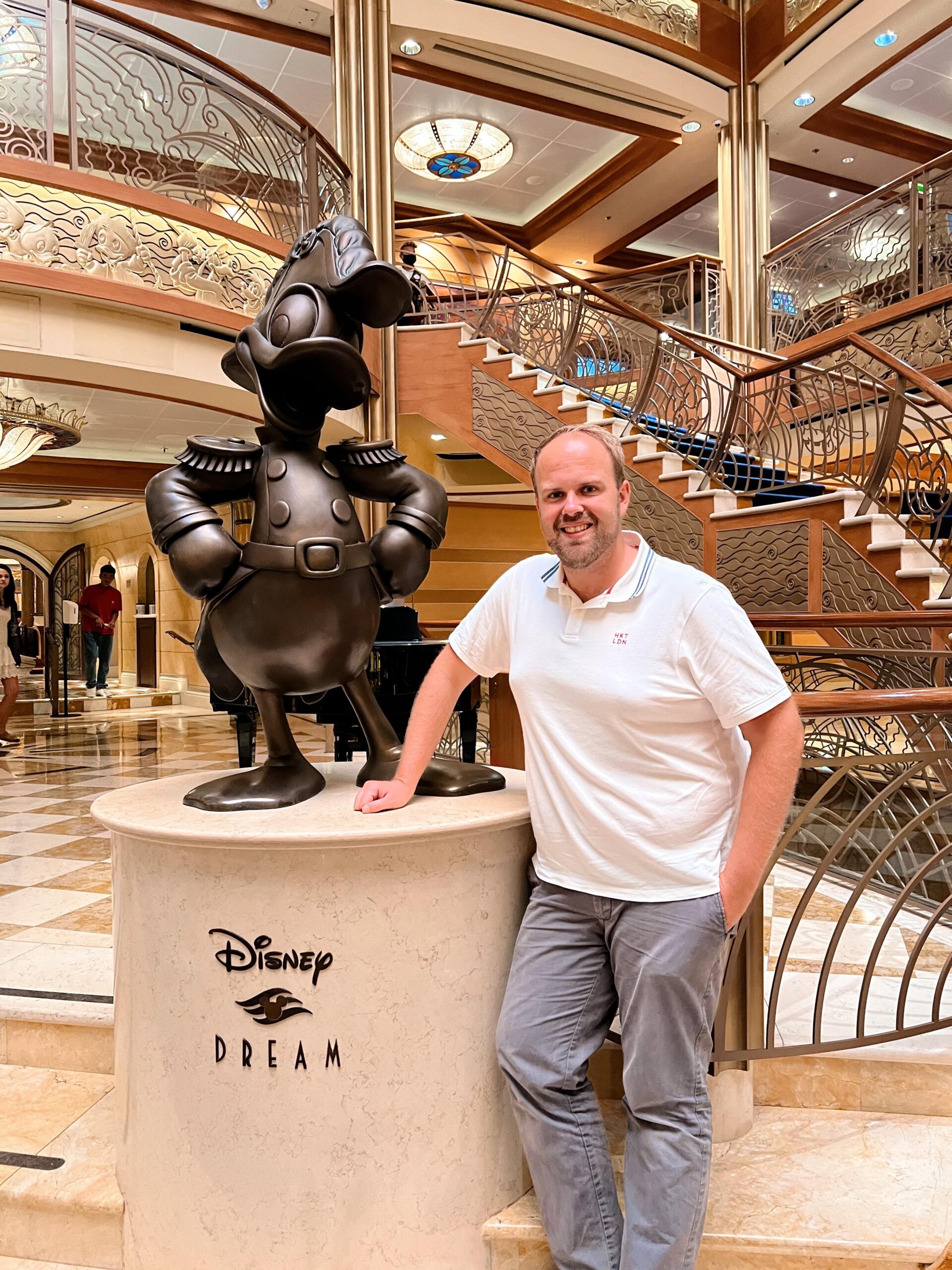 Episode #5 podcast Sea Parks: roller coasters to water parks