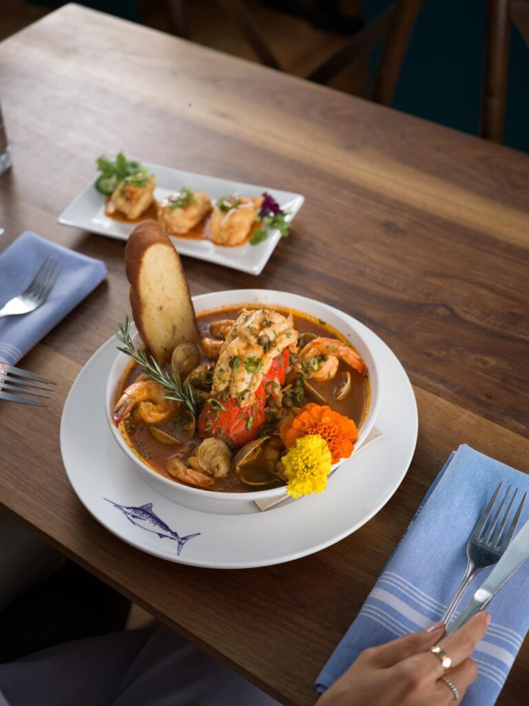 Blue Marlin Bradenton Seafood Florida reis